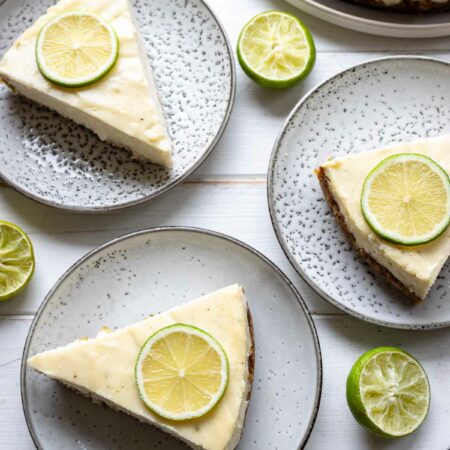 Limetten-Käsekuchen Rezept mit Pistazienboden